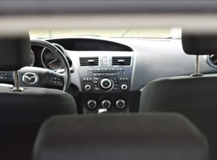 Mazda - 3