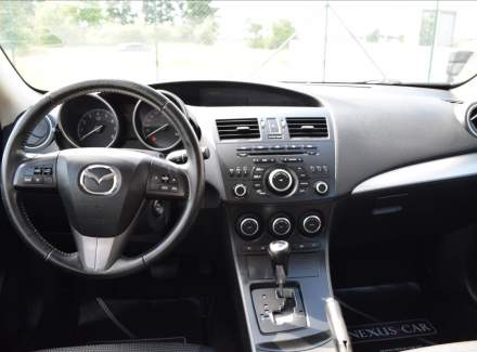 Mazda - 3