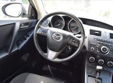 Mazda - 3