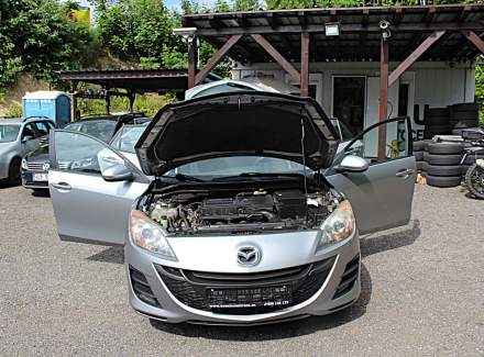 Mazda - 3