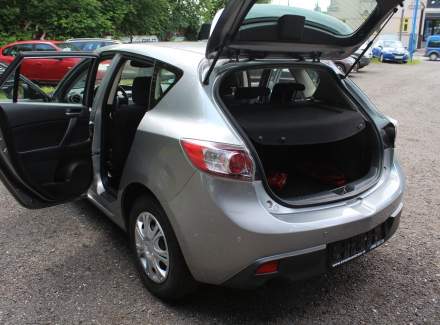 Mazda - 3