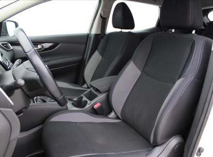 Nissan - Qashqai