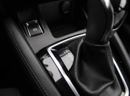 Nissan - Qashqai