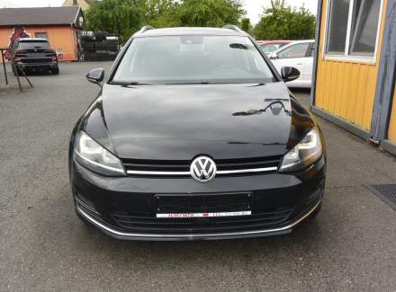 Volkswagen - Golf