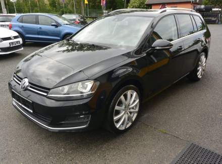 Volkswagen - Golf