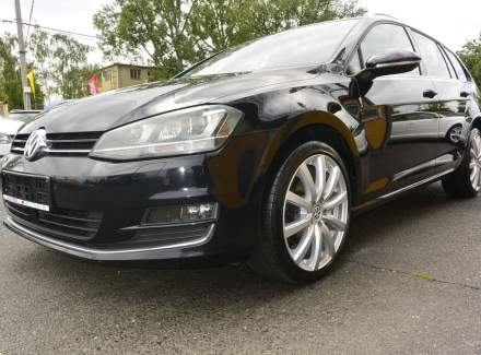 Volkswagen - Golf