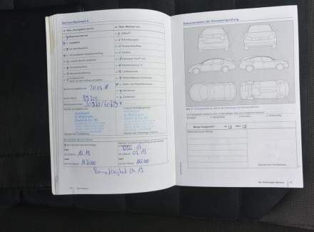 Volkswagen - Golf
