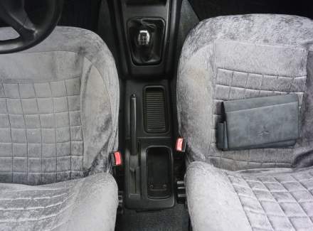 Mitsubishi - Pajero