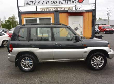 Mitsubishi - Pajero