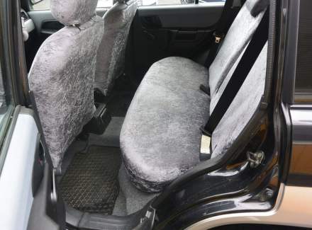 Mitsubishi - Pajero