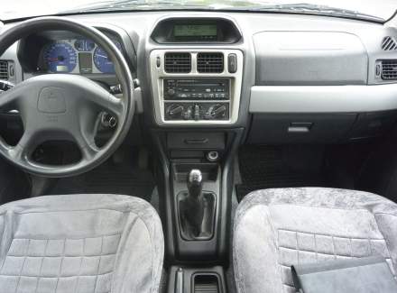 Mitsubishi - Pajero