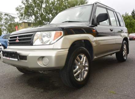 Mitsubishi - Pajero