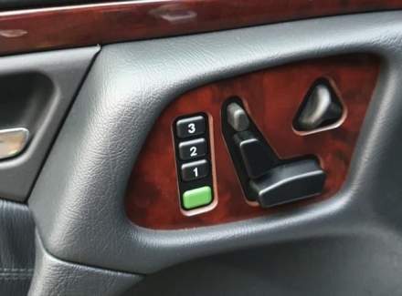 Mercedes-Benz - E-class