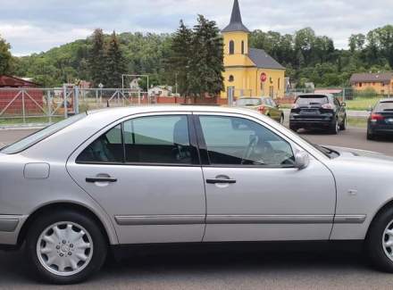 Mercedes-Benz - E-class
