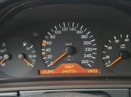 Mercedes-Benz - E-class