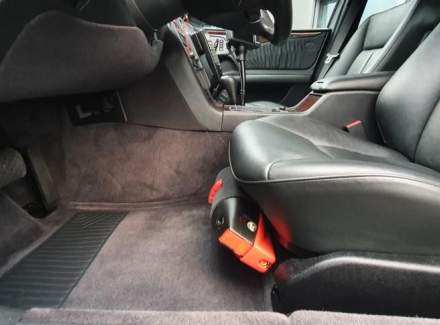 Mercedes-Benz - E-class