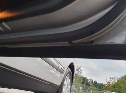 Mercedes-Benz - E-class
