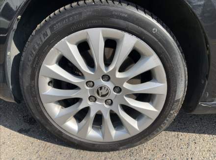 Škoda - Superb