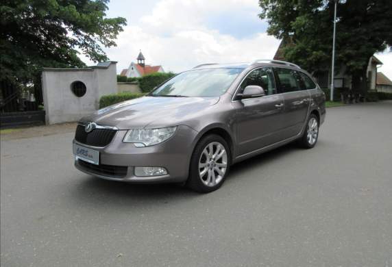 Škoda - Superb