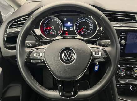 Volkswagen - Touran