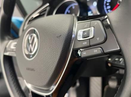 Volkswagen - Touran