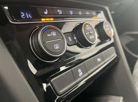 Volkswagen - Touran