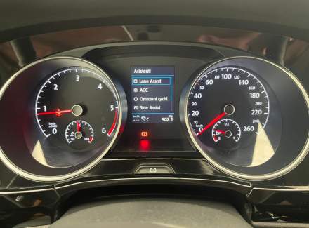 Volkswagen - Touran