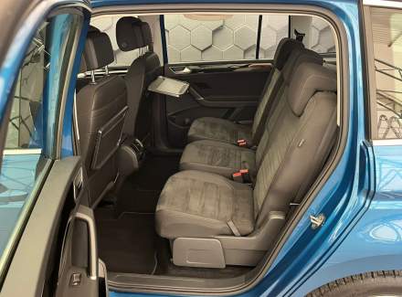 Volkswagen - Touran