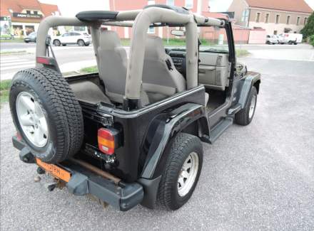 Jeep - Wrangler