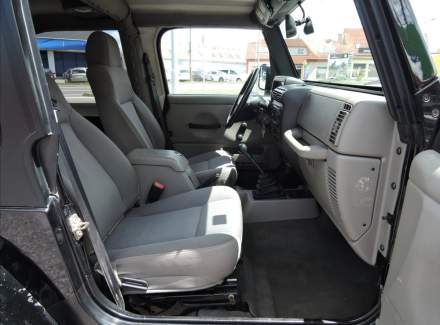Jeep - Wrangler