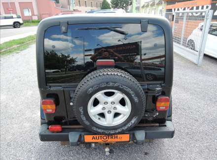 Jeep - Wrangler