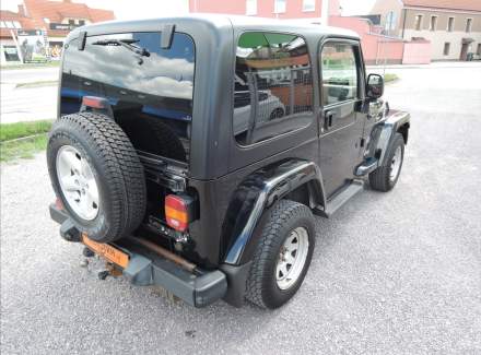 Jeep - Wrangler