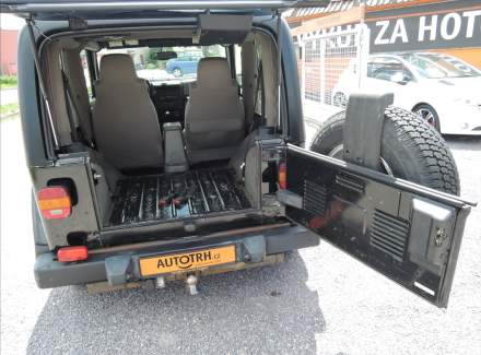 Jeep - Wrangler
