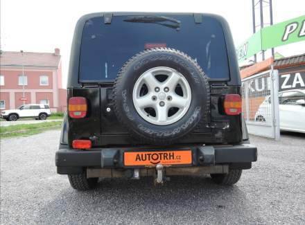 Jeep - Wrangler