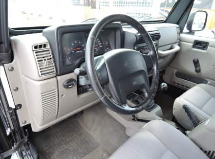 Jeep - Wrangler