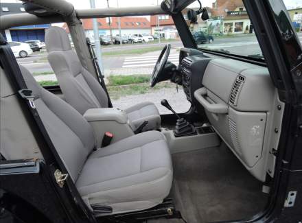 Jeep - Wrangler
