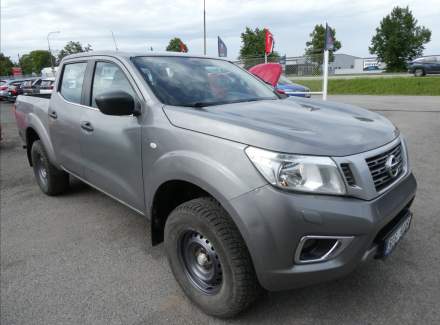 Nissan - Navara