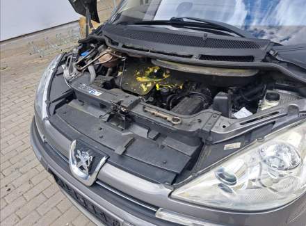 Peugeot - 807