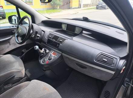 Peugeot - 807