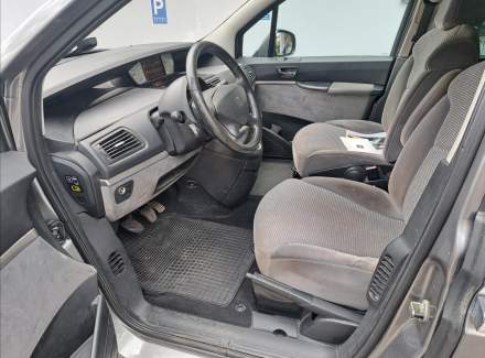 Peugeot - 807