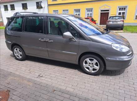 Peugeot - 807