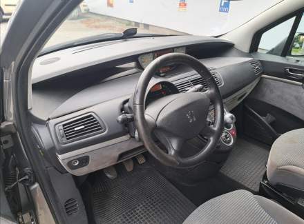 Peugeot - 807