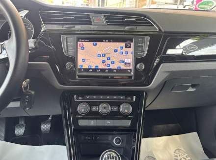 Volkswagen - Touran
