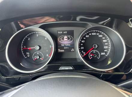 Volkswagen - Touran