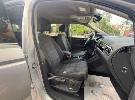 Volkswagen - Touran