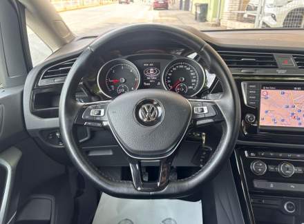 Volkswagen - Touran