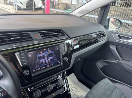 Volkswagen - Touran