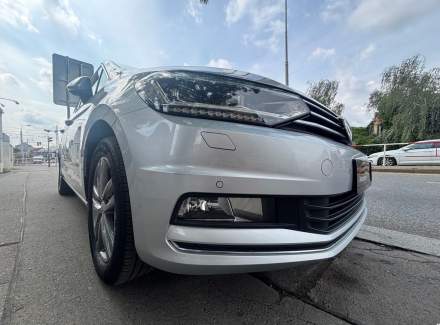 Volkswagen - Touran