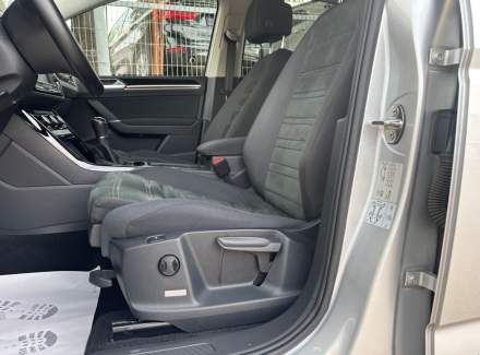 Volkswagen - Touran