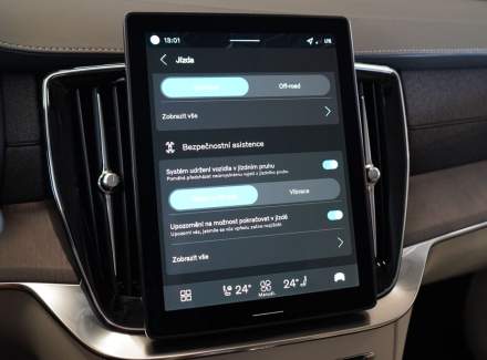Volvo - XC90